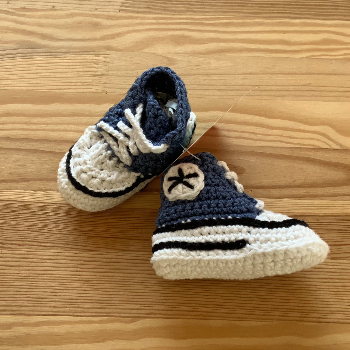 Crochet Baby Booties (High Top Sneakers)