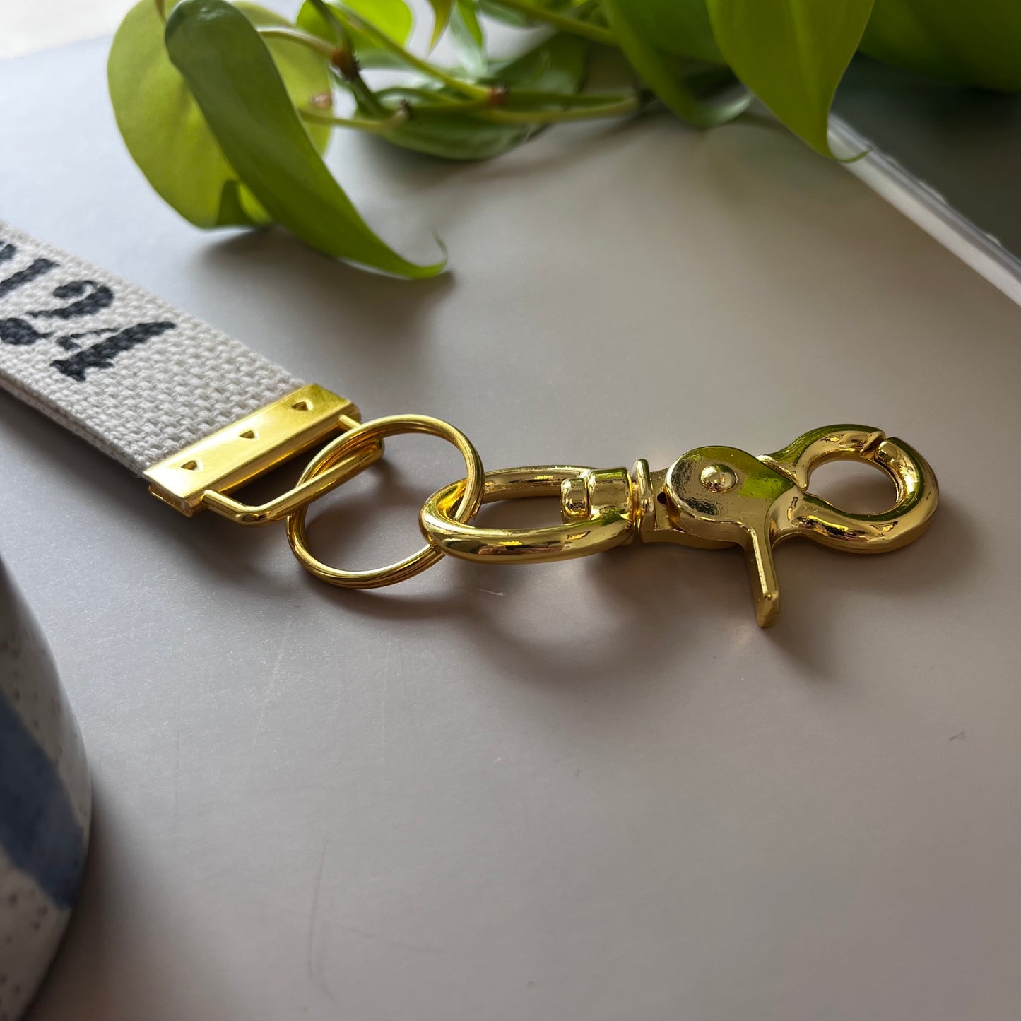02124 Keychain