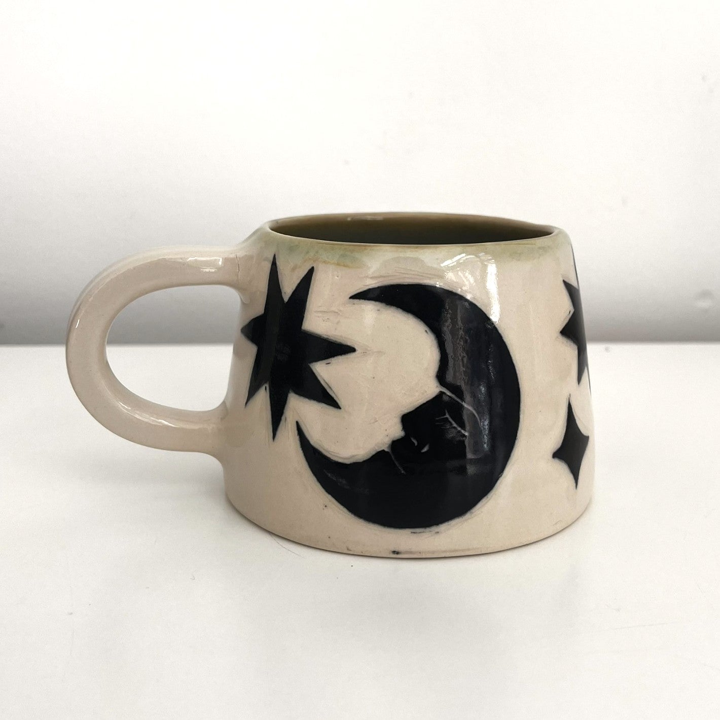White and Black Sgraffito Mug