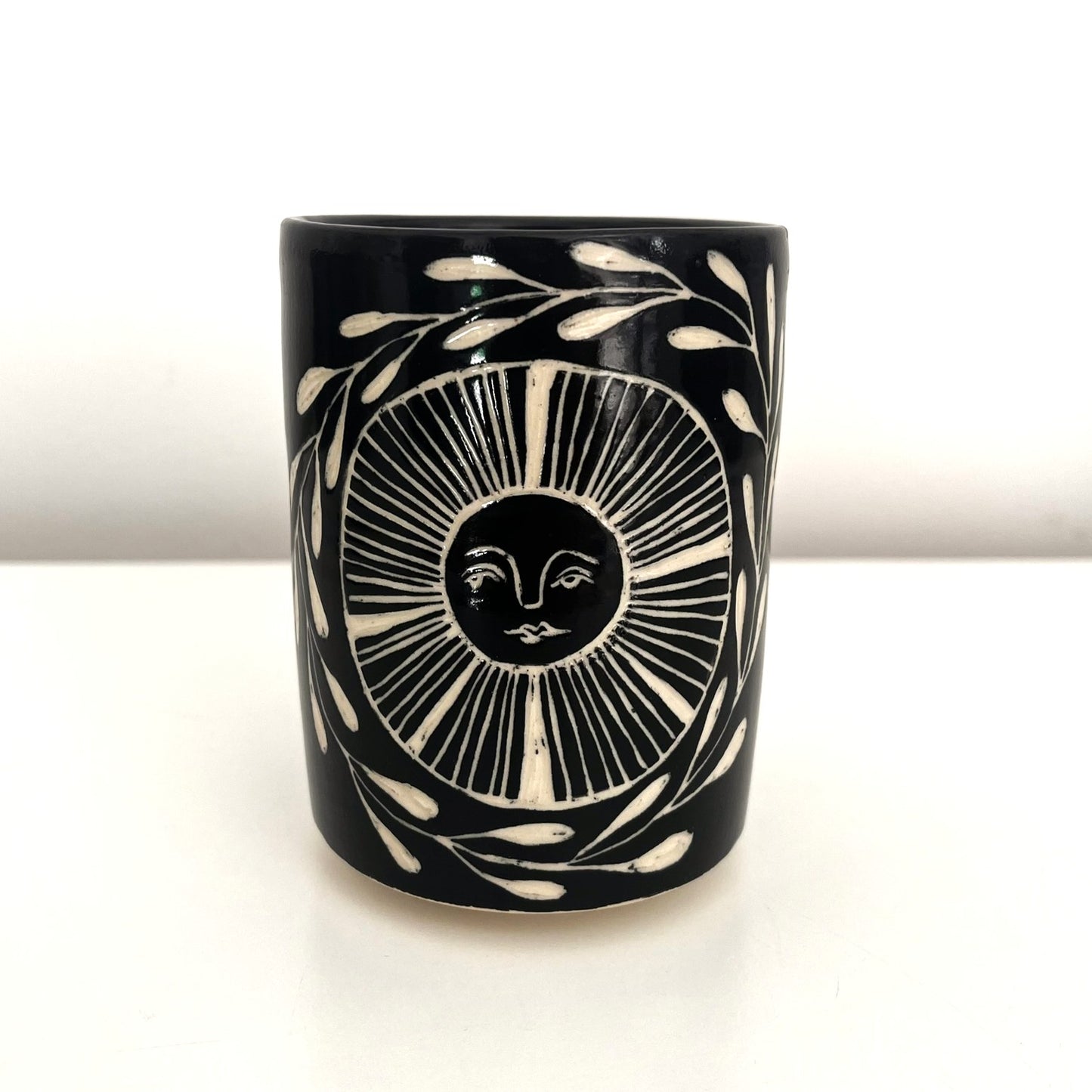 Black and White Sgraffito Tumbler