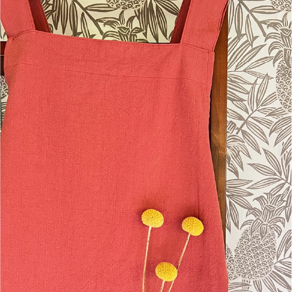 Cross-Back Apron