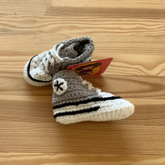 Crochet Baby Booties (High Top Sneakers)