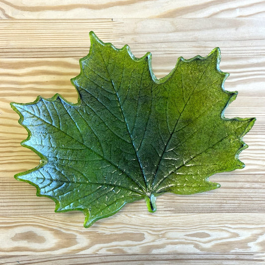 Maple Leaf Glass Plate (Green)