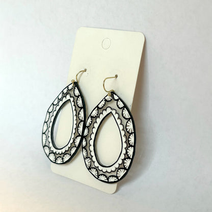 Black and White Teardrop Tantara Earrings