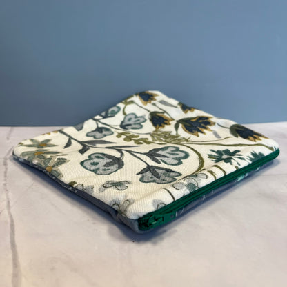 Zipper Pouch