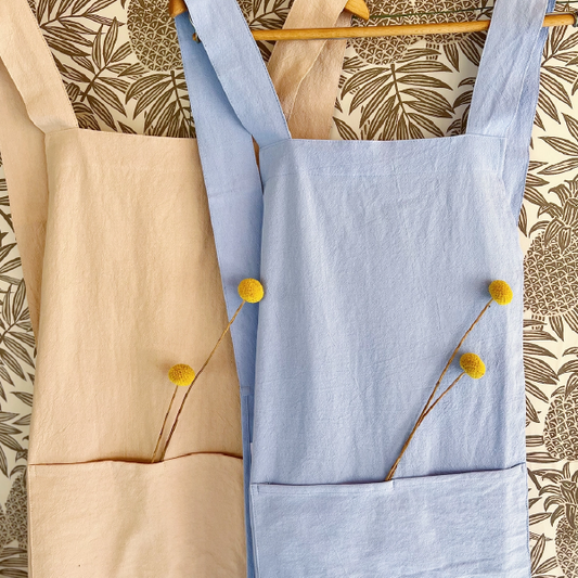 Cross-Back Apron
